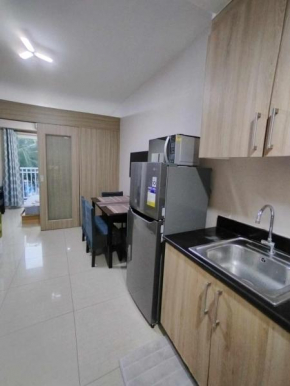 Livora Suites - 1 Bedroom with Balcony At Shore 1 Residences Mall of Asia